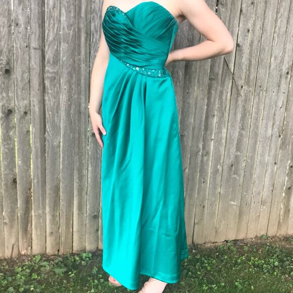 David's Bridal Satin A Line Draped Gown Beaded Neckline Strapless Turquoise - Picture 2 of 13